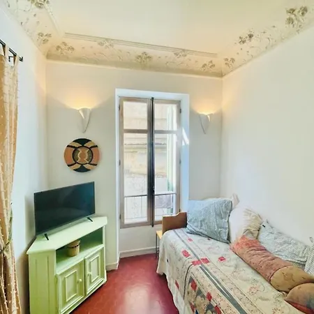 Great In The Heart Of Meynadier Old Neighbourhood ! Holiday home Cannes